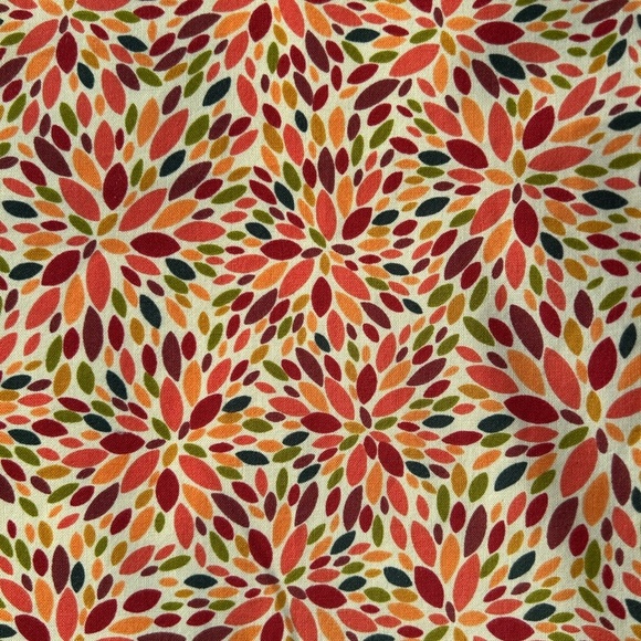 A Line skirt. Lined. Colorful fabric. Made in Colorado. Size Medium - Picture 4 of 7